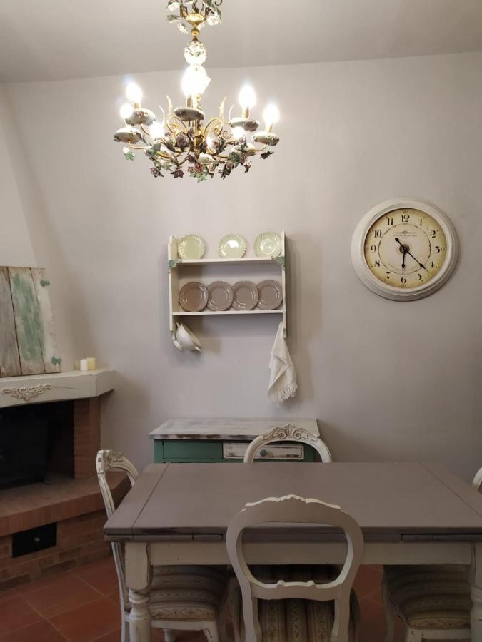 Borgo Antico Villa Lari Eksteriør billede