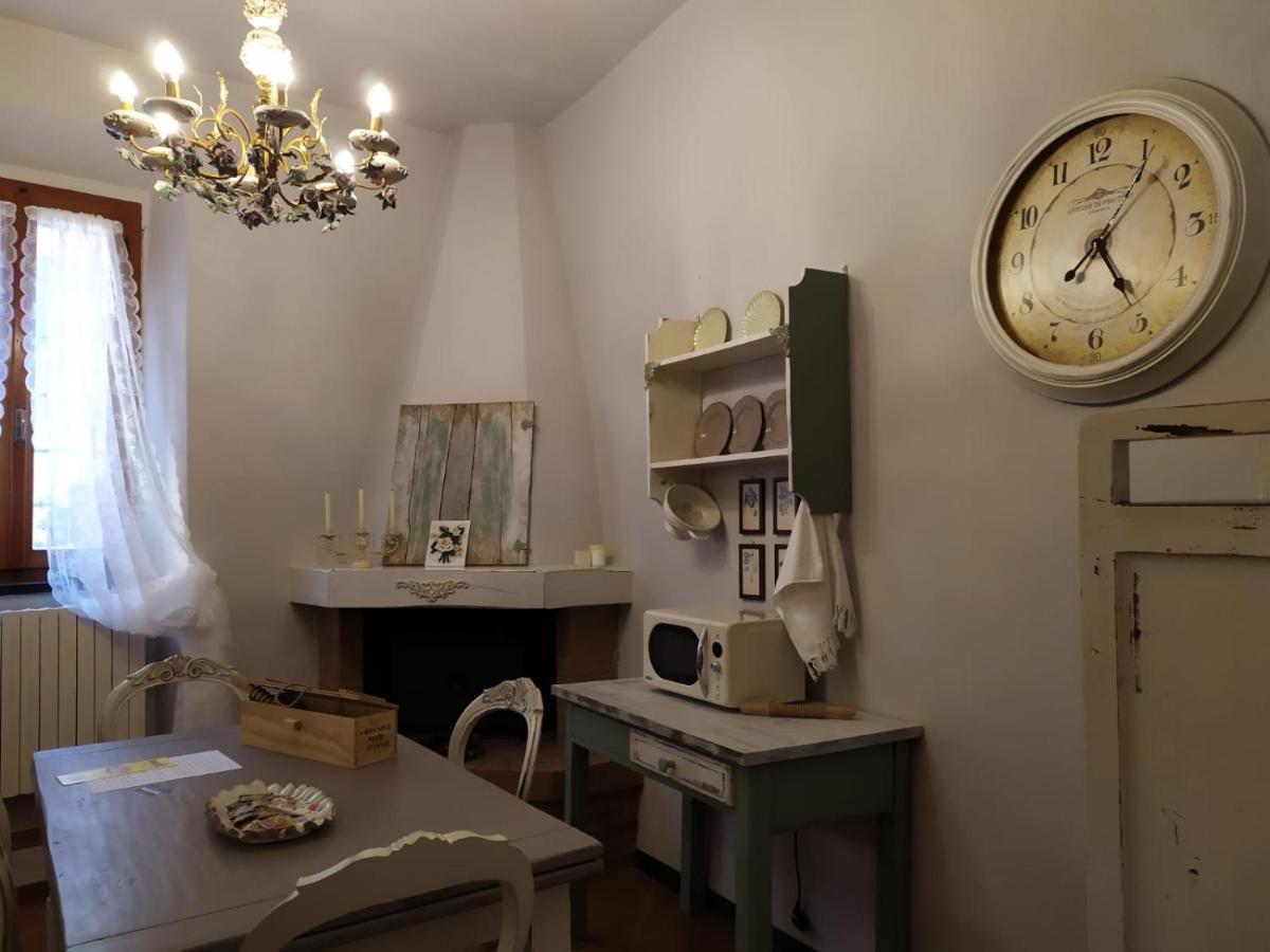 Borgo Antico Villa Lari Eksteriør billede