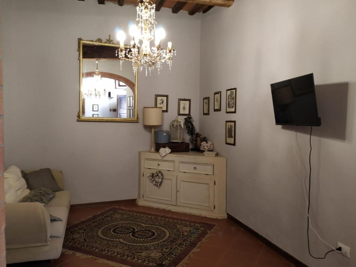 Borgo Antico Villa Lari Eksteriør billede